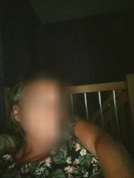 Büsra, 36