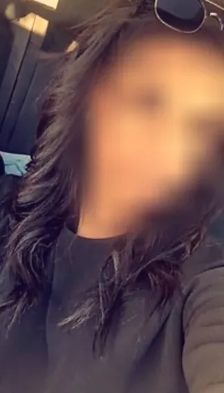 Carla, 20