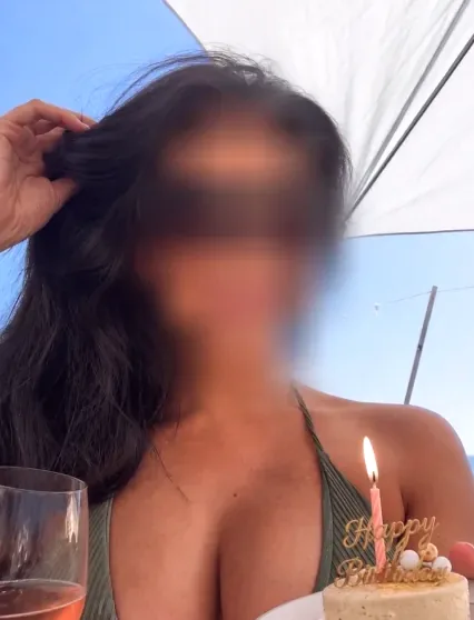 Celina, 40