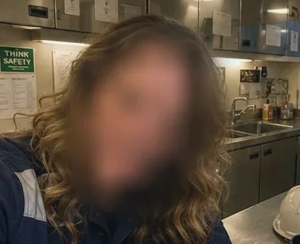Elena, 39