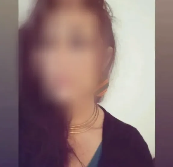 Emma, 37