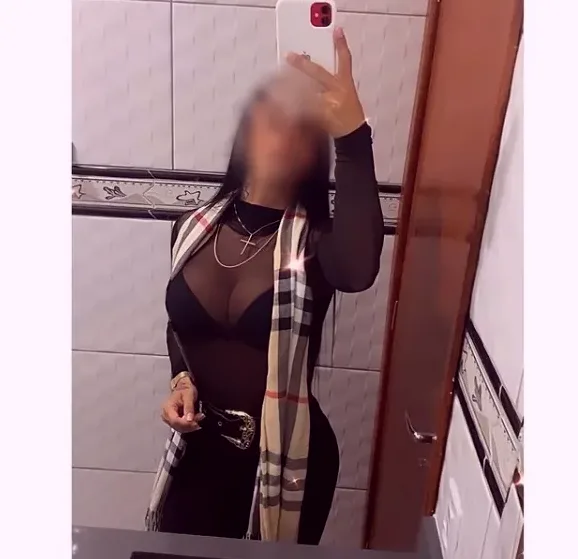 Frieda, 32