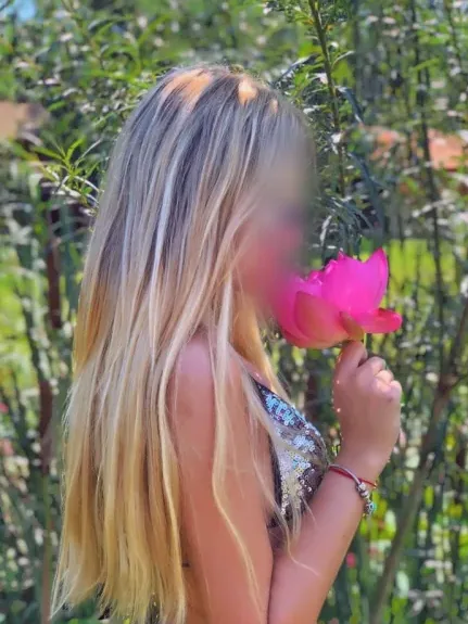 Jasmin, 31