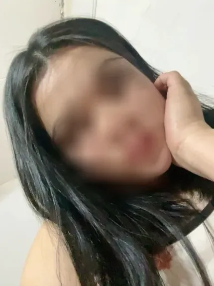 Leyla, 31