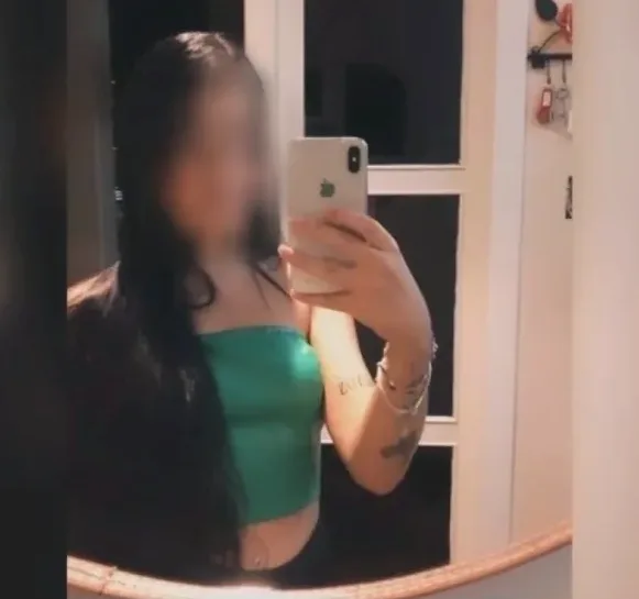 Leyla, 20