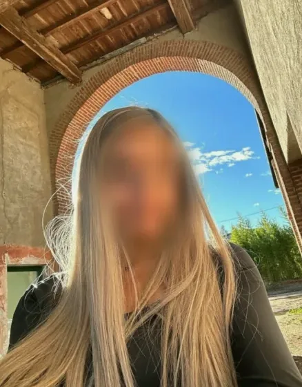 Michelle, 28