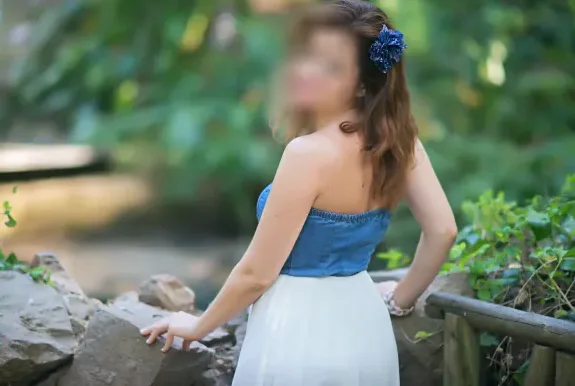 Miriam, 30