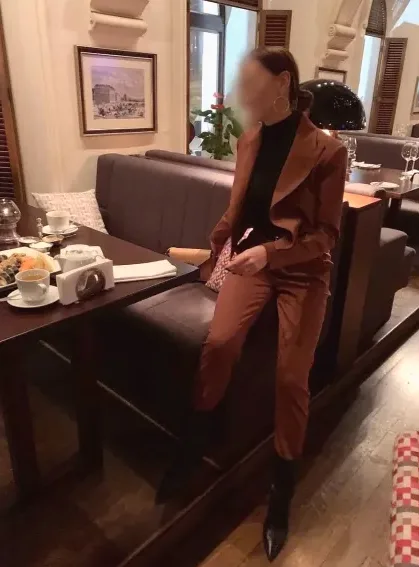 Nora, 39
