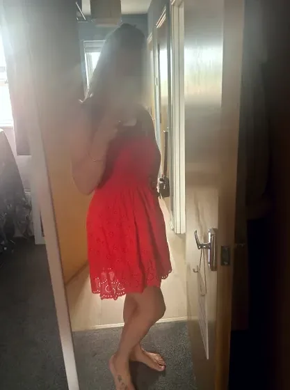 Pauline, 34