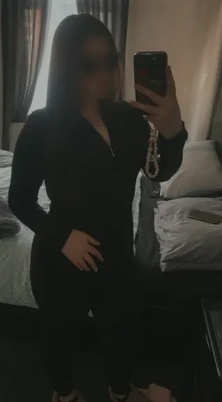 Thea, 25
