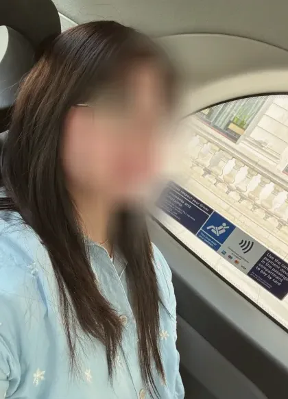 Yvonne, 35